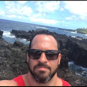 Meet your Posher, Justin